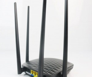 Camera mini ngụy trang cục phát wifi